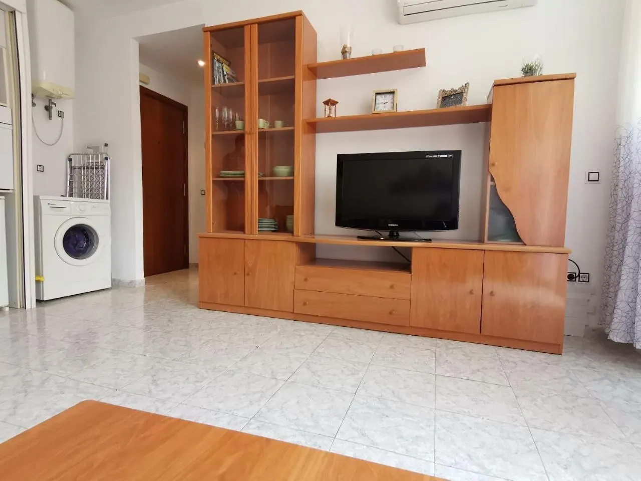 Apartamento+Parking +Piscina A 250Mts Playa Fenals 滨海略雷特 西班牙