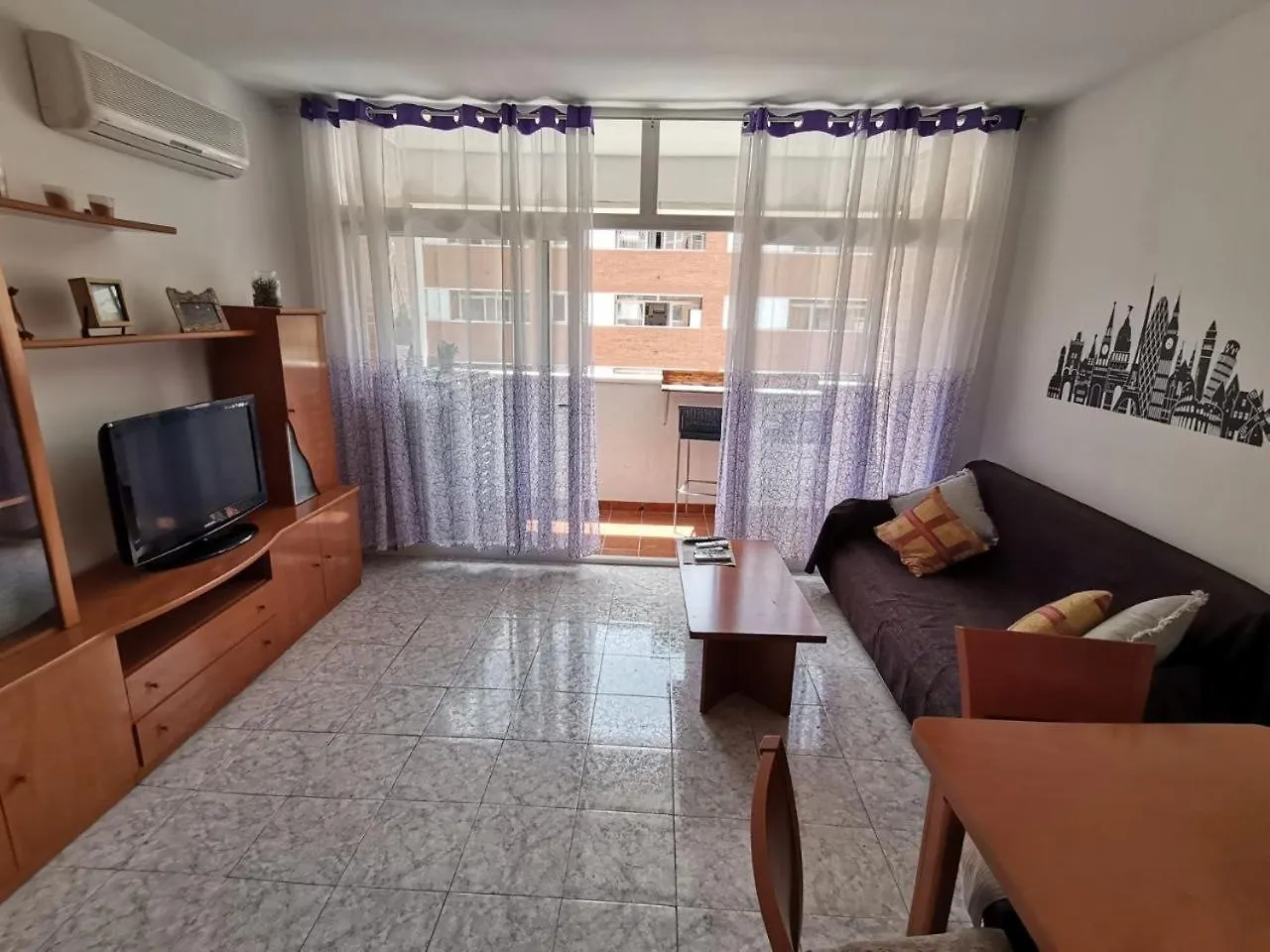 Apartamento+Parking +Piscina A 250Mts Playa Fenals 滨海略雷特 0*,