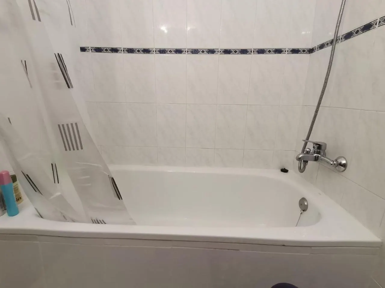 Apartamento+Parking +Piscina A 250Mts Playa Fenals Lloret de Mar 0*,  Spagna